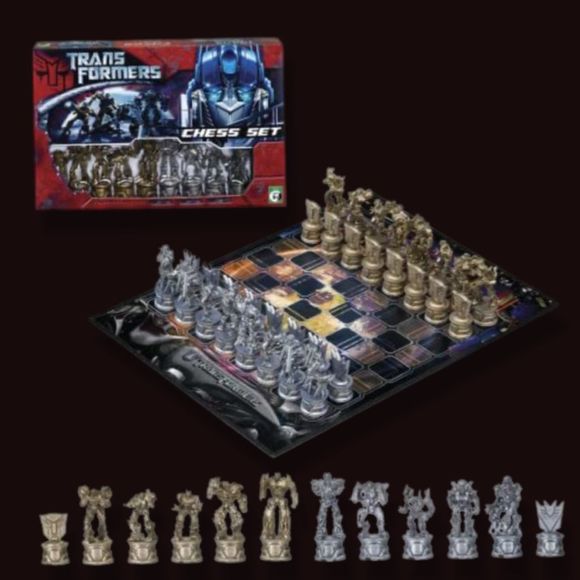 Transformers Chess Set 2007 Hasbro Parker Brothers Game Complete - Picture 5 of 5